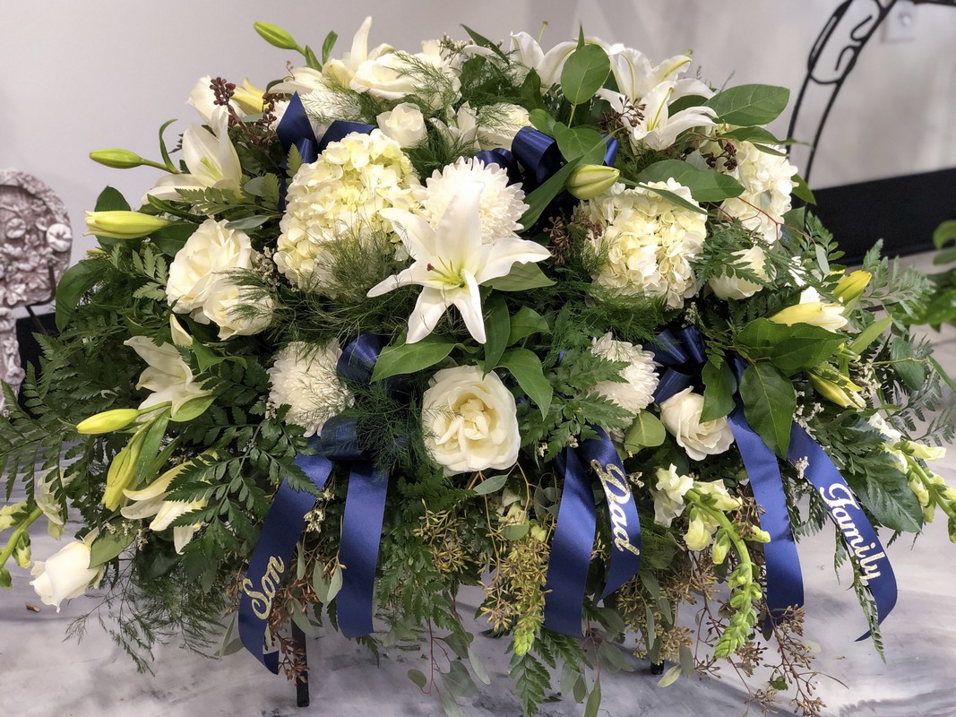 Funeral Casket Flowers from Landers Flowers 4