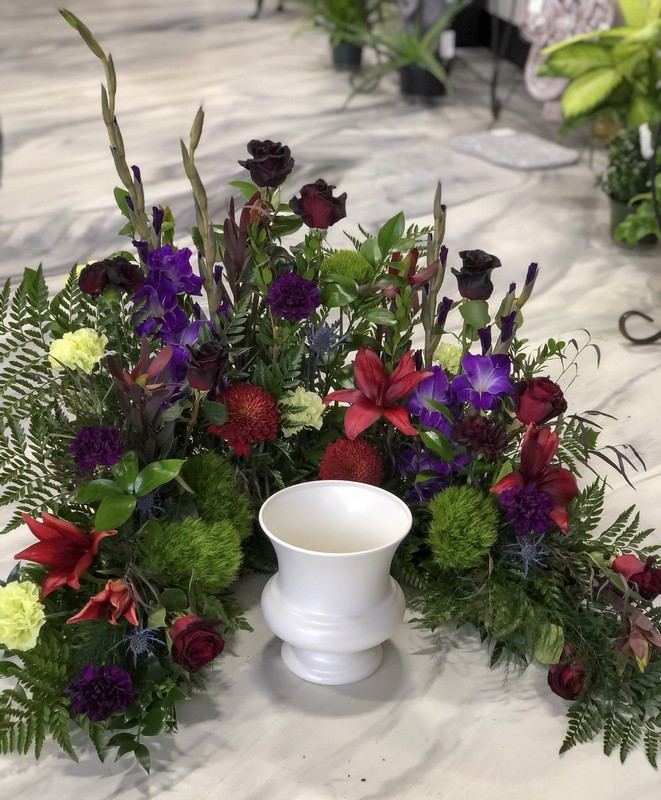 Cremation Urn Flowers from Landers Flowers 5