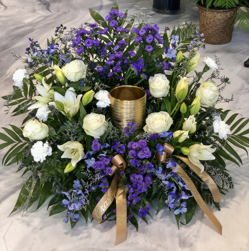 Cremation Urn Flowers from Landers Flowers 7