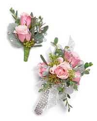 Glossy Corsage and Boutonniere Set in Savannah, MO and St. Joseph, MO